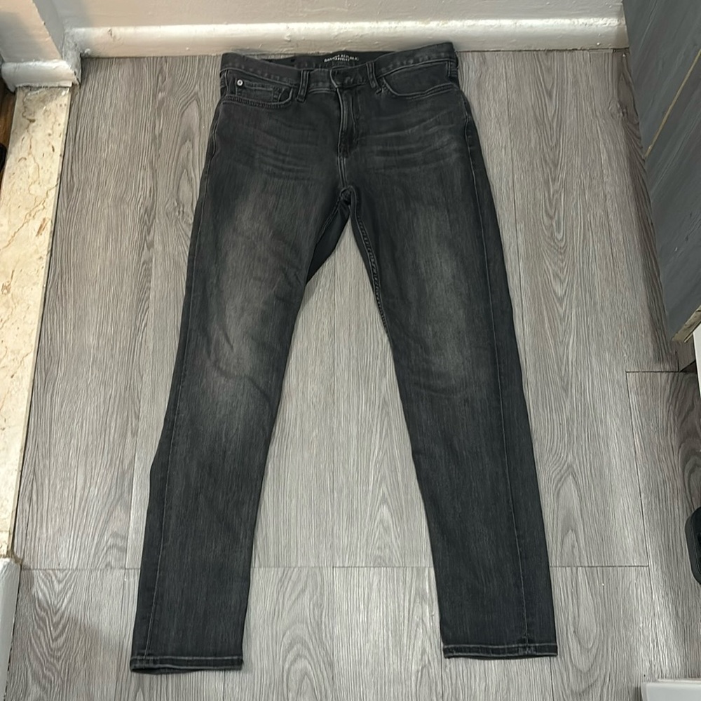 Banana Republic Slim Fit Traveler Jean